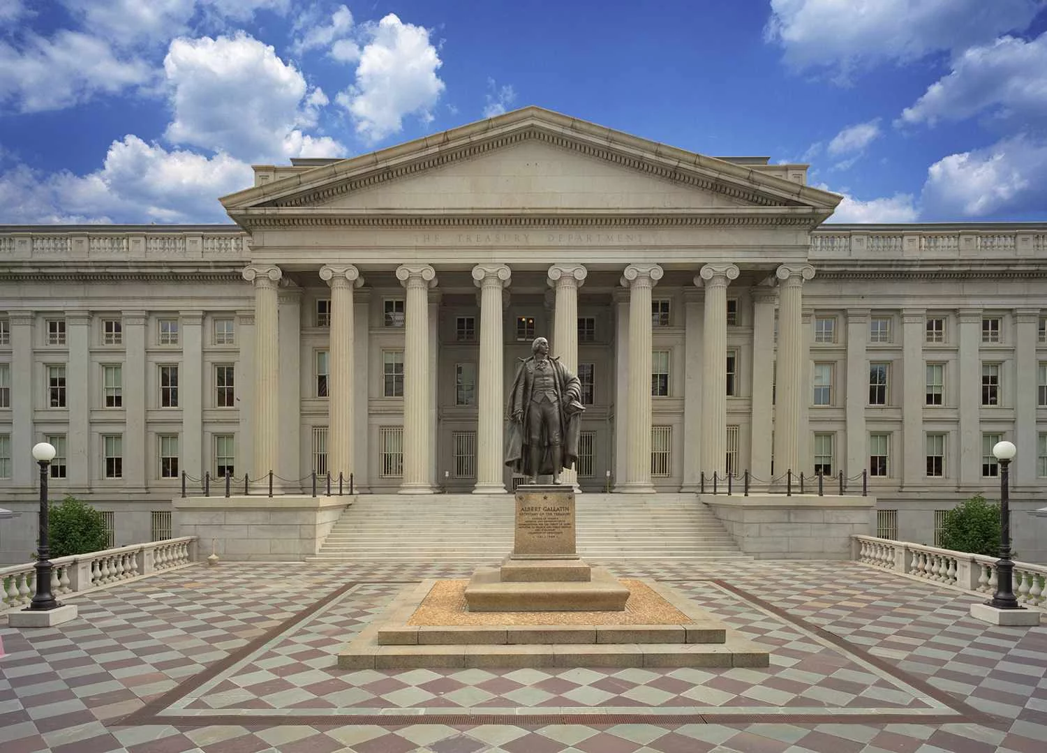 Senate Cloture Vote Blocks GENIUS Act Amidst Political Turmoil