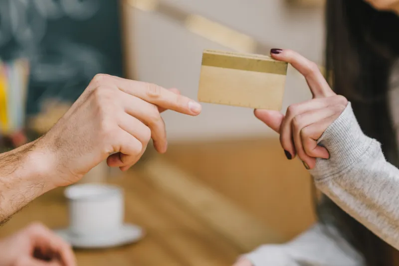 JPMorgan Partners with Coinbase to Enable Crypto Purchases and USDC Rewards