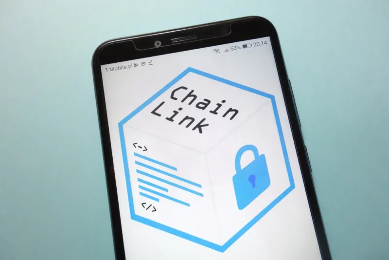 BOB Joins Chainlink Scale
