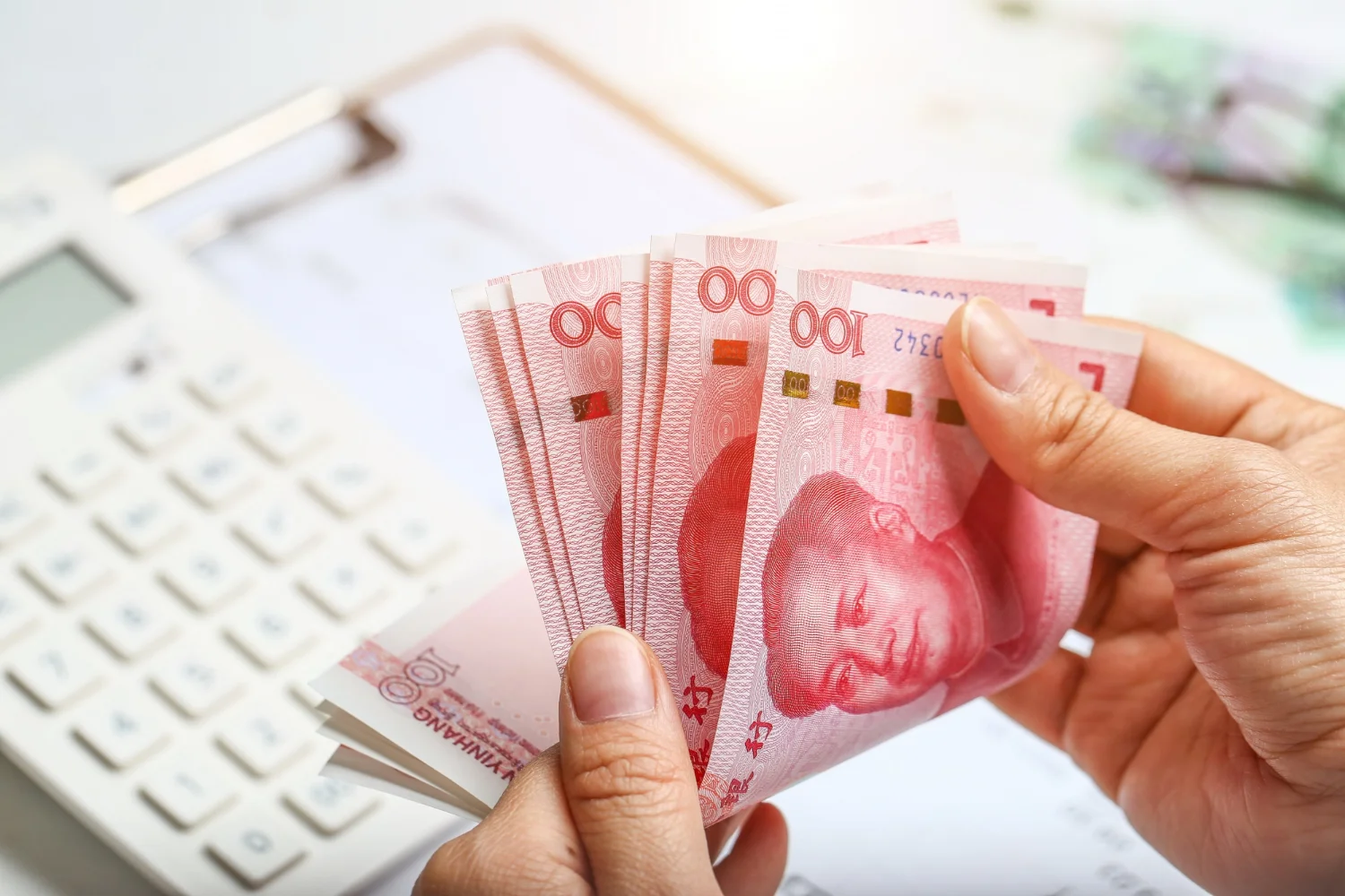 First Regulated Chinese Yuan Stablecoin Launches as Digital Currency Race Intensifies