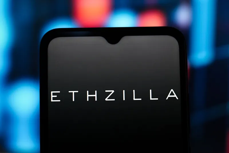 Peter Thiel's Founders Fund Dumps ETHZilla Stake as Ether Treasury Companies Face Pressure