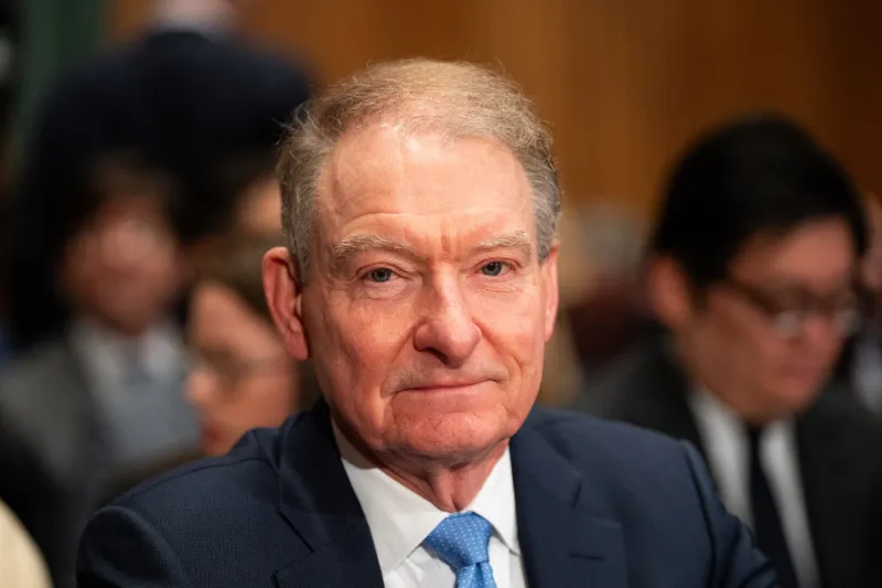 SEC Chair Paul Atkins Proposes Safe Harbor Exemptions to Open Regulated Pathways for Crypto