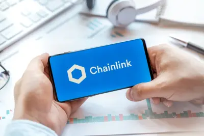 SGX FX Adopts Chainlink to Bring its Premium OTC FX Market Data Onchain