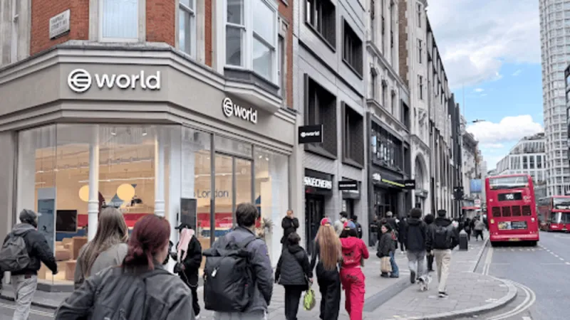 World Opens London Flagship on Oxford Street, Bringing Proof of Human to the UK's Busiest Shopping District