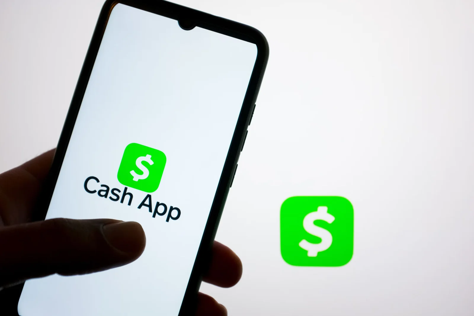 Cash App Users Can Now Buy Ether, Solana and XRP Beyond Bitcoin
